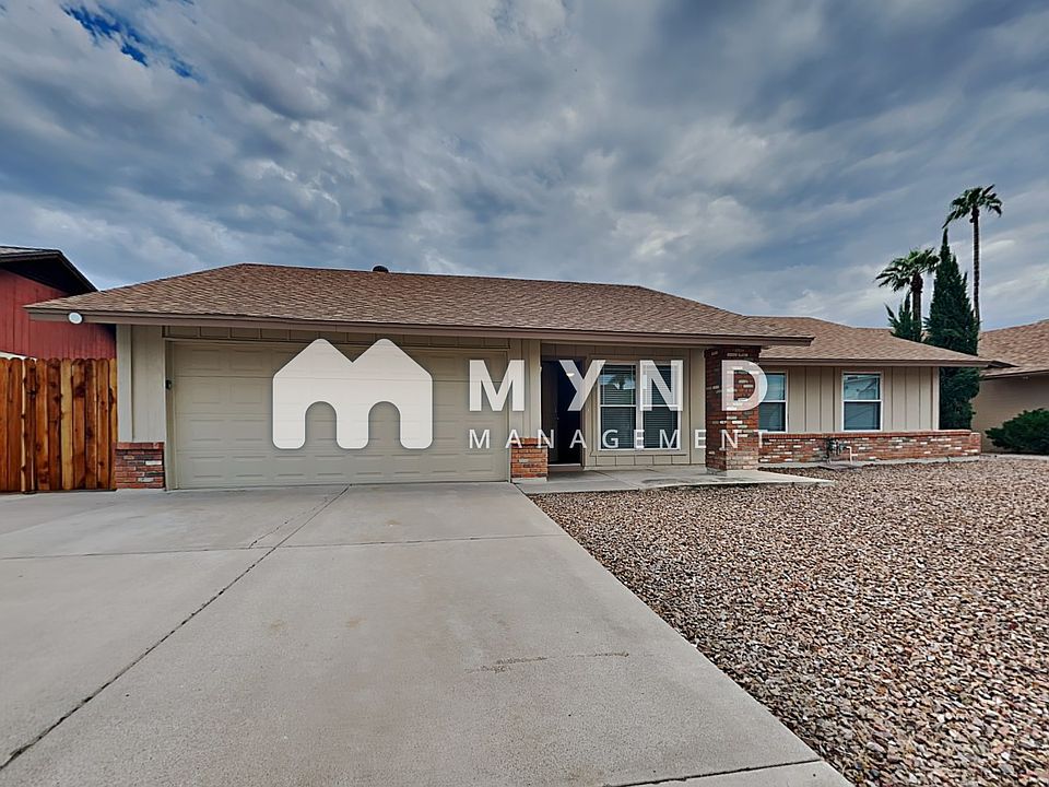 1st image of 1801 W Potter Dr