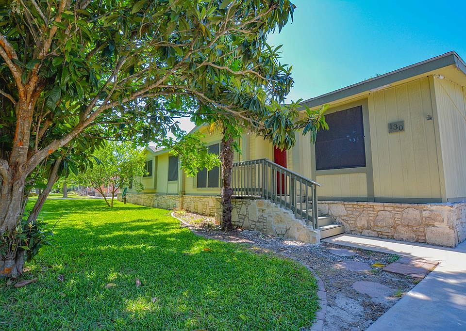 1st image of 130 Cypress Falls Dr