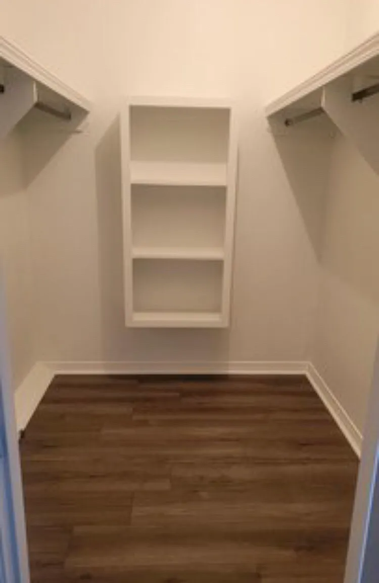735 Wicklow Pl — Photo 4