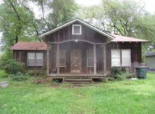 2480 Buchanan St, Beaumont, TX 77703