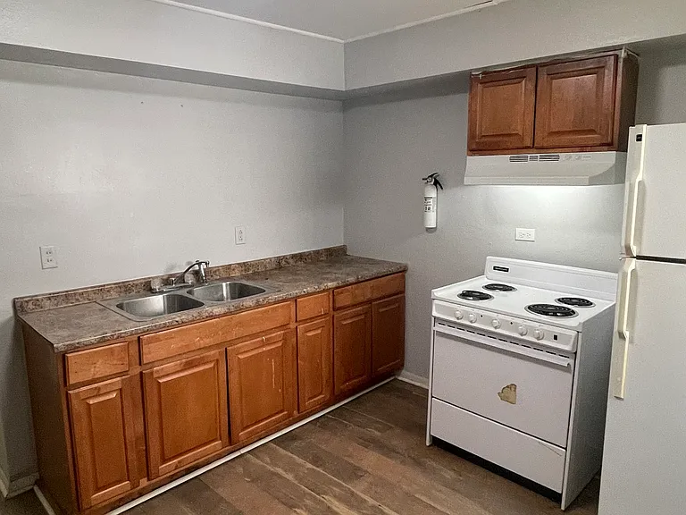 447 Hays Ave #1 — Photo 4