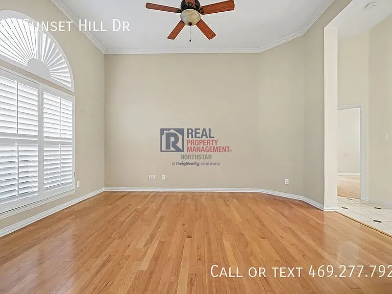 947 Sunset Hill Dr — Photo 18
