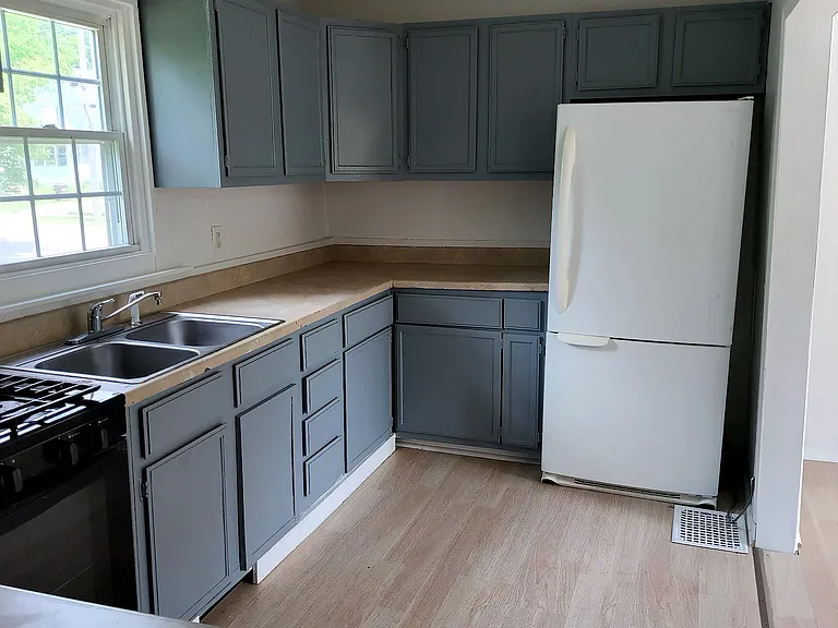 312 N Forbes St — Photo 6