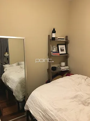 Rented by Point NYC | media 3