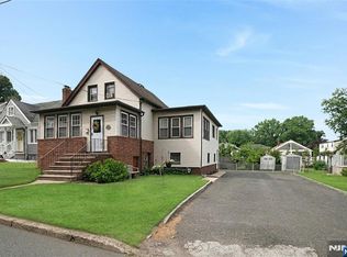22 Passaic Ave, Hasbrouck Heights, NJ 07604