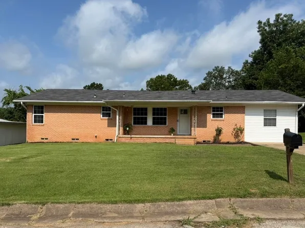 912 Success St, Gilmer, TX 75644