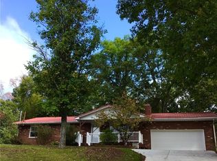 59 Nuthatch Ln, Parkersburg, WV 26104