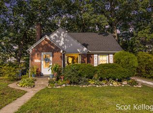 1863 Kalamazoo Ave SE, Grand Rapids, MI 49507