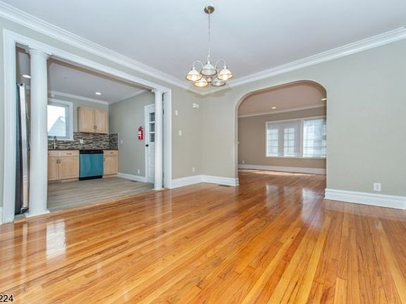 5th image of 46 Cumberland Ave
