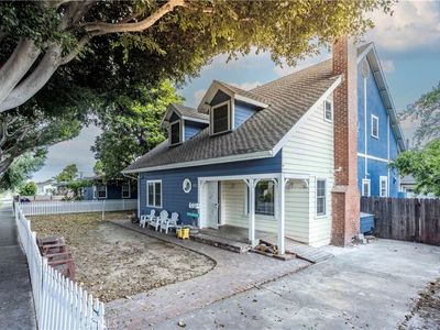 2711 E Washington St, Carson, CA, 90810