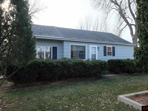 2nd image of 512 W Radichel St
