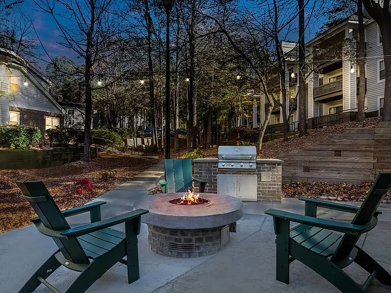 Outdoor Lounge with Fire Pit