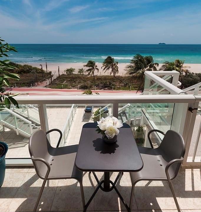 1st image of 5445 Collins Ave APT M03