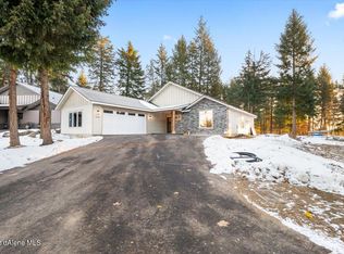 21710 N Medallist Ct, Rathdrum, ID 83858