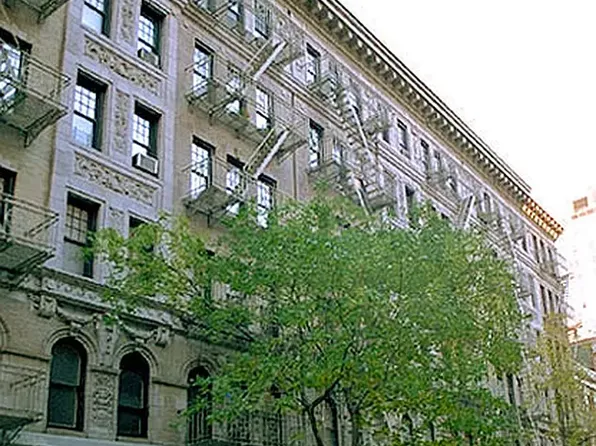 145 West 12th Street image 1 of 7