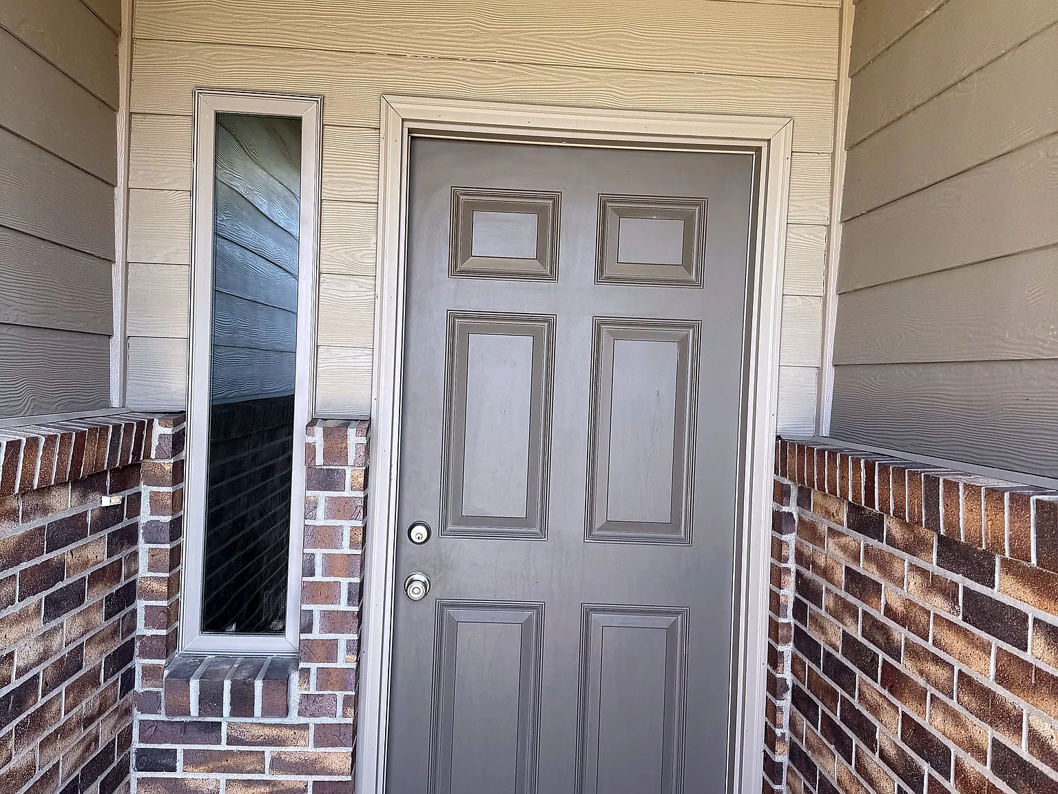 2 bed, 1220 sqft, $1,800 — Photo 2