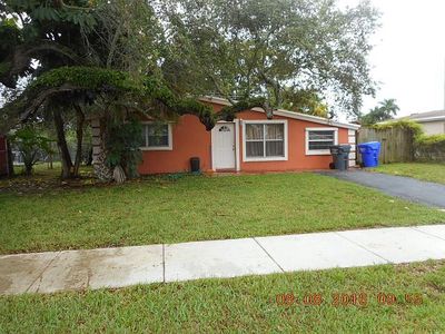 5910 N Farragut Dr, Hollywood, FL, 33021