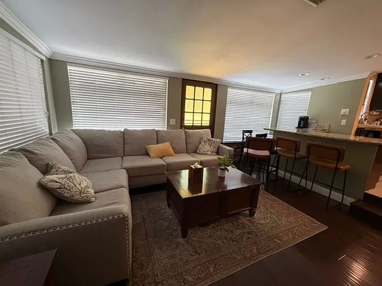 459 N Jenifer Ave — Photo 10