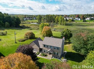 7515 Northport Dr NE, Rockford, MI 49341