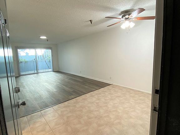 4th image of 400 N Oakland Ave APT 204
