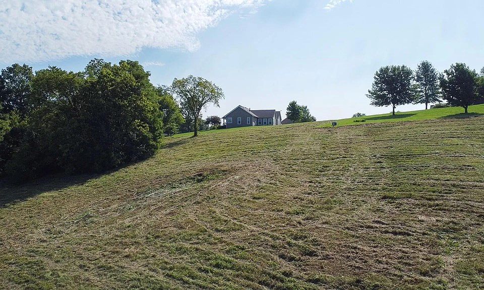 2nd image of 12 Brookhill Dr
