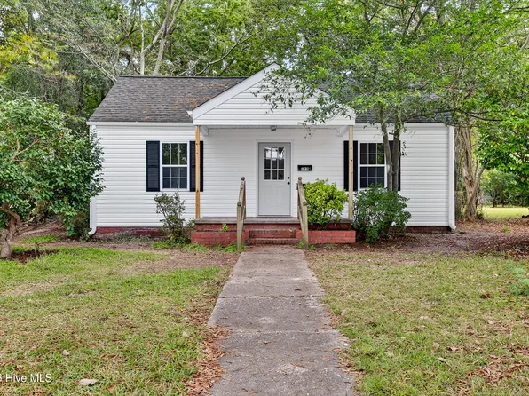 122 Sherwood Road, Jacksonville, NC 28540