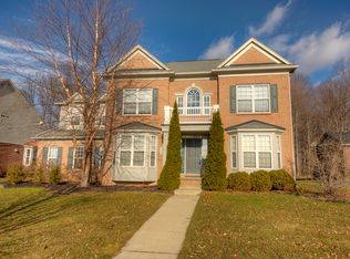 49820 Great Falls Rd #16, Canton, MI 48188