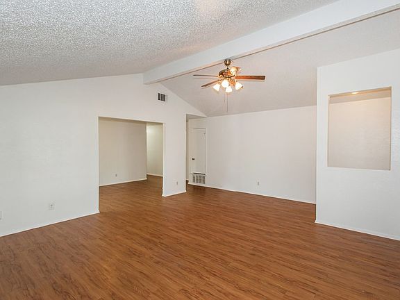 5th image of 7805 Croftwood Dr