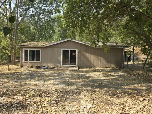 4 Shanarras Ln, Kettle Falls, WA 99141