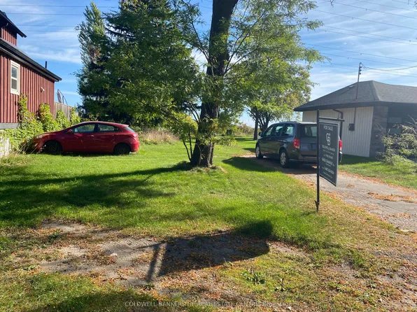 867 Beach Blvd, Hamilton, ON L8H 6Z5