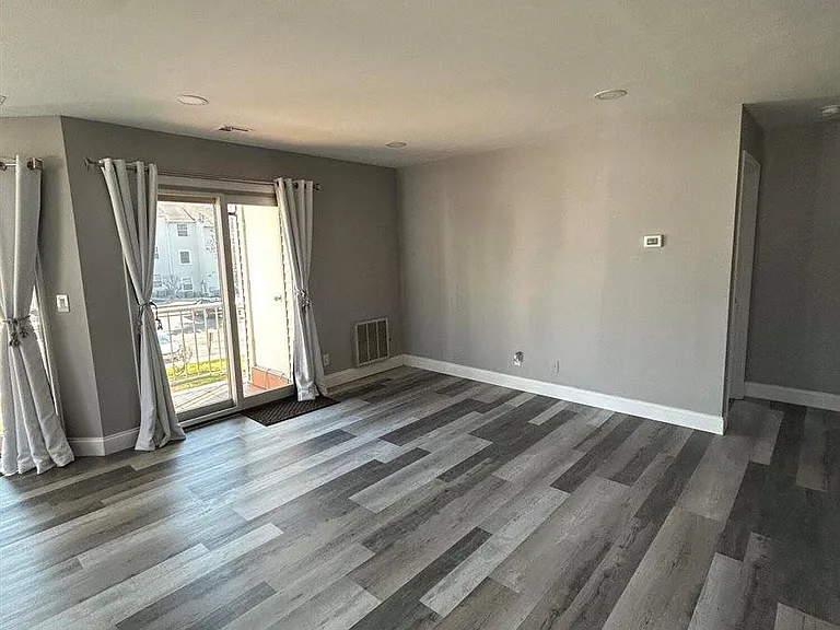 231 Atlantic St #54 — Photo 1