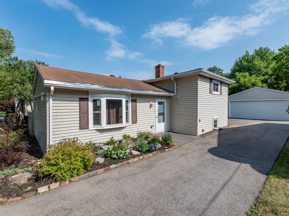 10081 W Pickford Ave, Beach Park, IL 60099