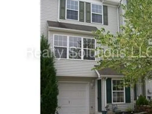 12 Gristmill Ln, Pine Hill, NJ 08021