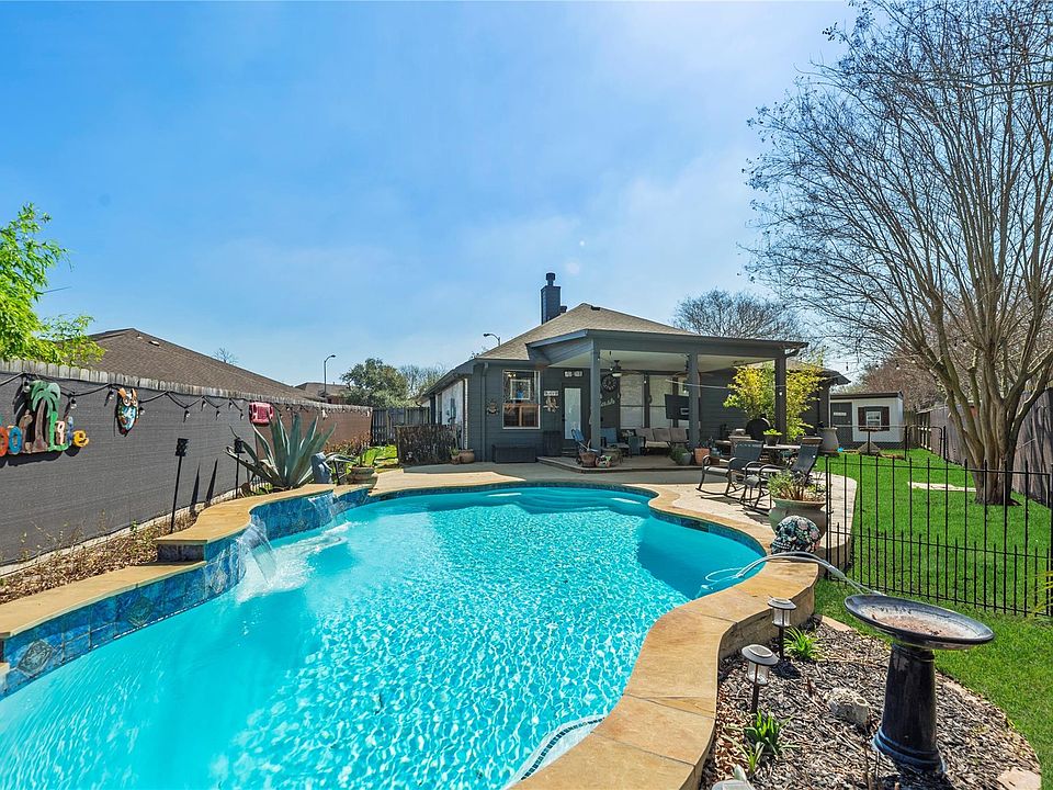 1st image of 16806 Needle Ridge Ct