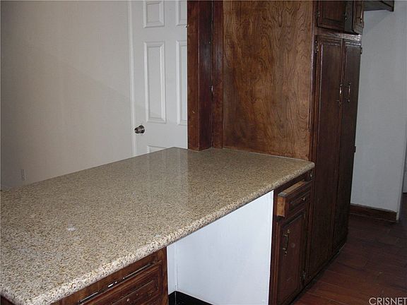 5th image of 38938 Foxholm Dr