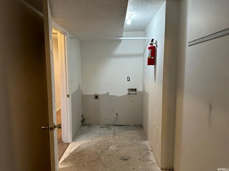 714 S 180 E — Photo 15