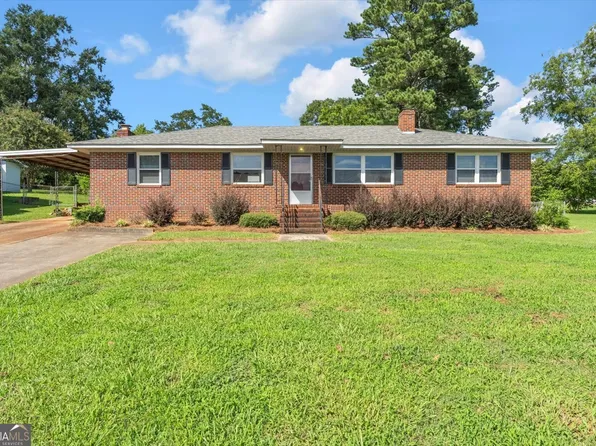815 Hillcrest Dr, Washington, GA 30673