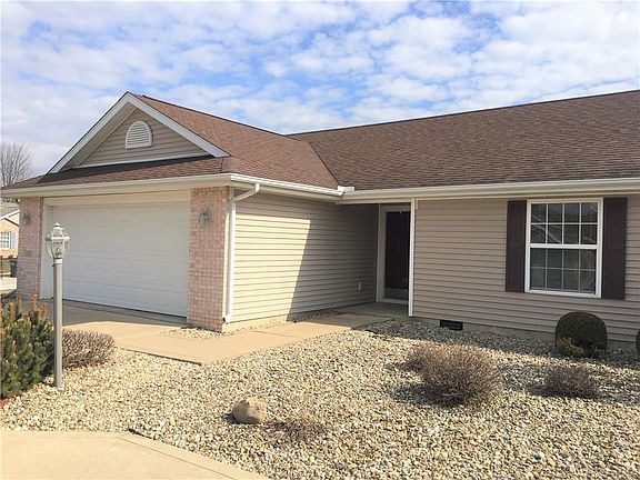 3rd image of 608 Rockway Pl