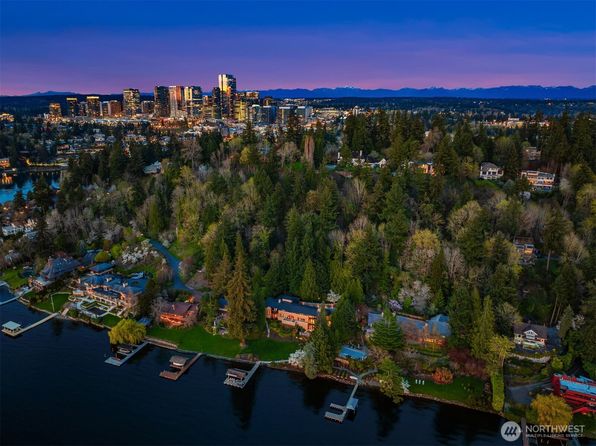 415 Shoreland Drive SE, Bellevue, WA 98004