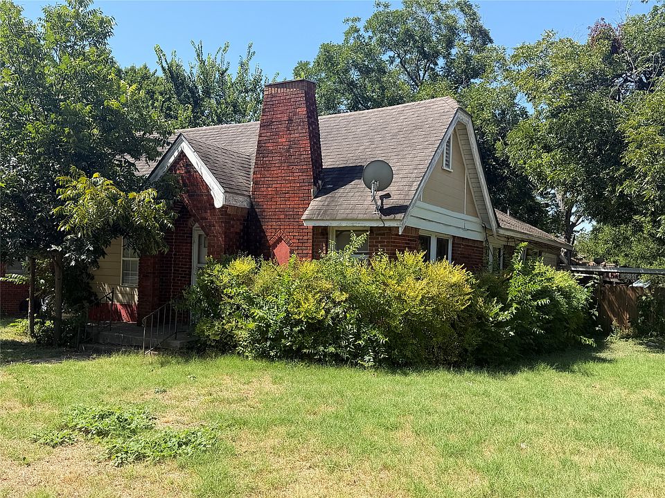 2nd image of 924 N 29th St