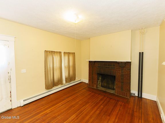 3rd image of 1 Horton Avenue