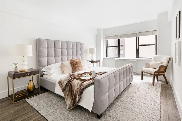 Rented by Greystar | media 4