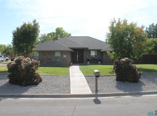 730 Three Cross Dr, Roswell, NM 88201