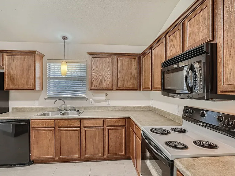 8905 Quick Stream Dr — Photo 12