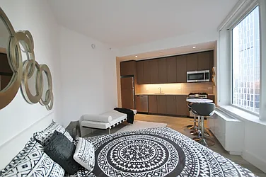 Rented by Red Apple Group