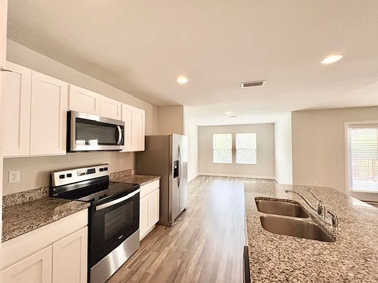 462 Whispering Creek Ave — Photo 25