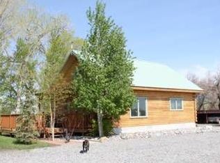 1028 Missouri Valley Rd, Riverton, WY 82501