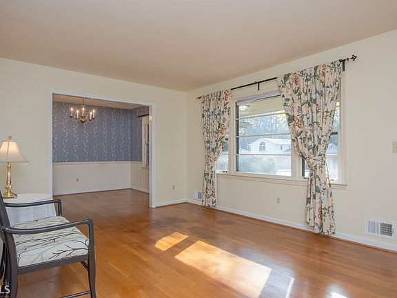 5th image of 4446 Cherie Glen Trl