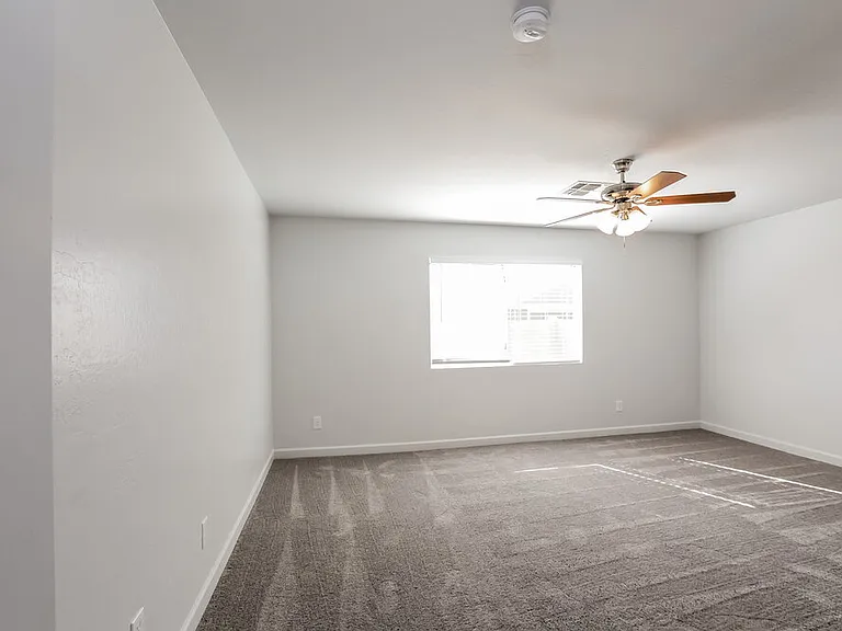 6417 W Magnolia St — Photo 10