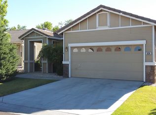 624 Champions Dr, Dayton, NV 89403